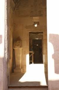 Hatshepsut temple-light box